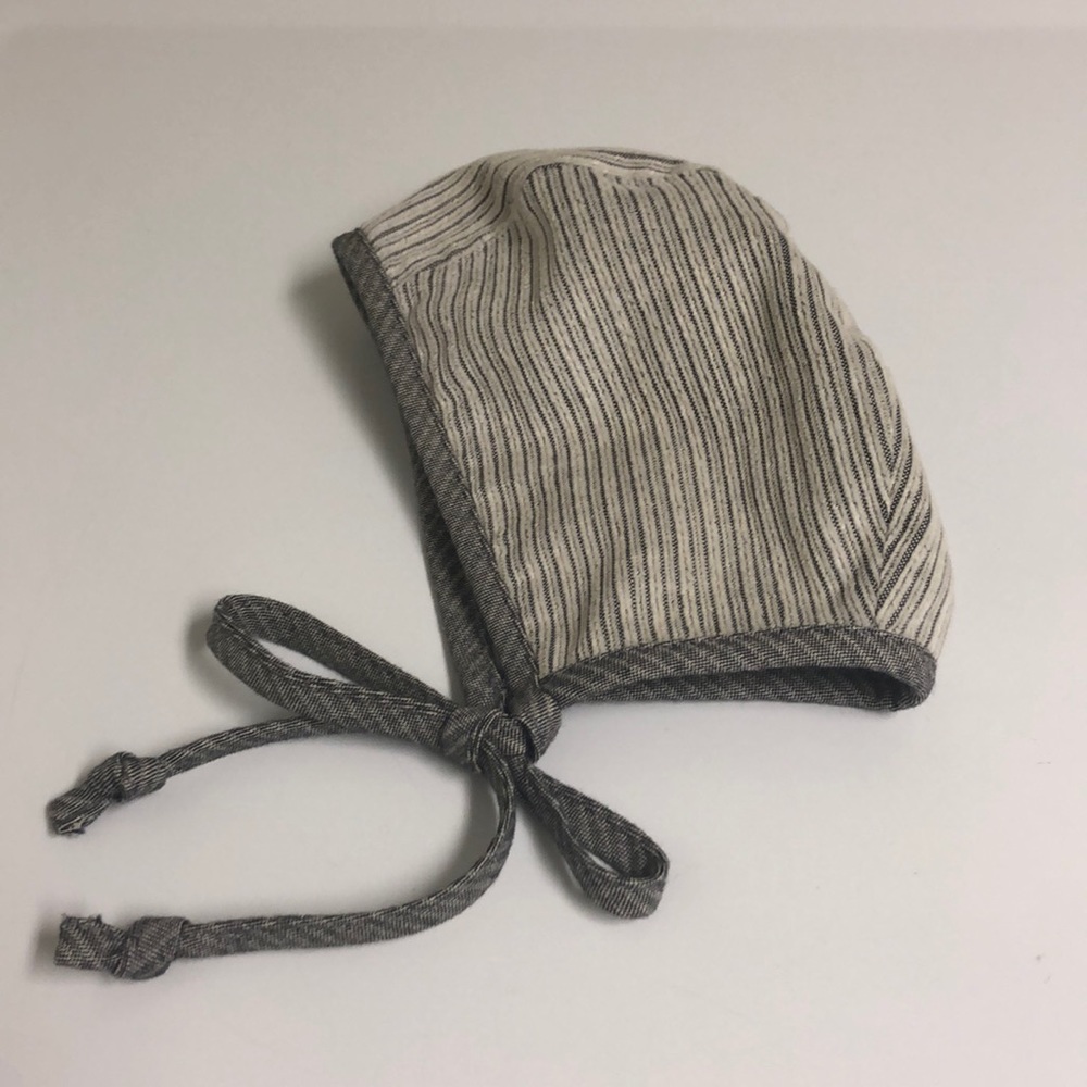 Briar bonnet size 12-18 months